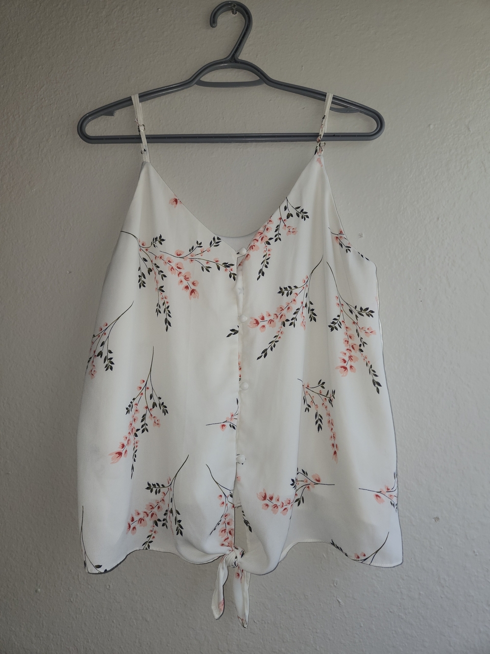 Sienna Sky Floral Cami Tank Top Large White Pink Button Front Tie Hem Spaghetti